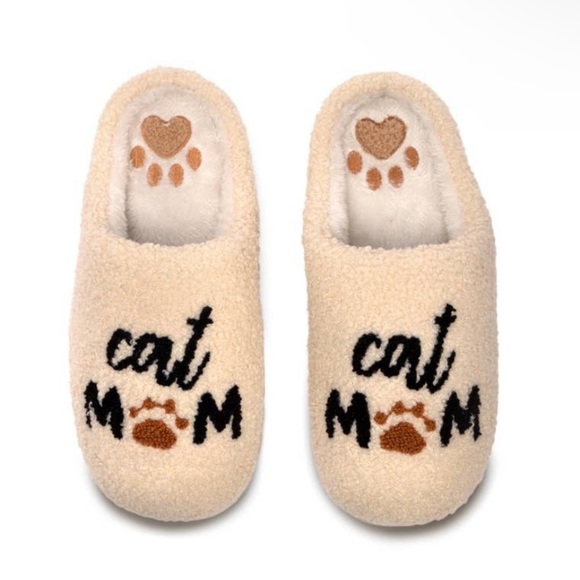 Shoes - HOST PICK Cat Mom Slippers!